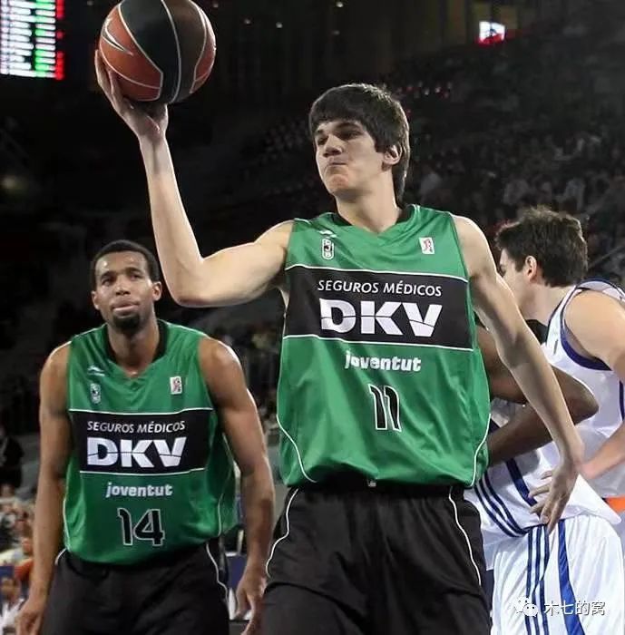 树立了鲜明 树立了鲜明